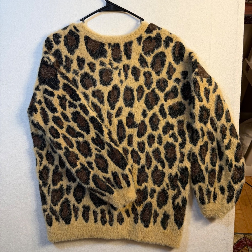 Hayden Los Angeles Leopard Print Fuzzy Eyelash Knit Sweater Tan Brown Crewneck